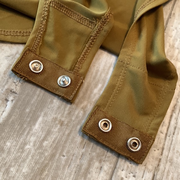 Forever 21 surplice neckline bodysuit - Picture 6 of 10